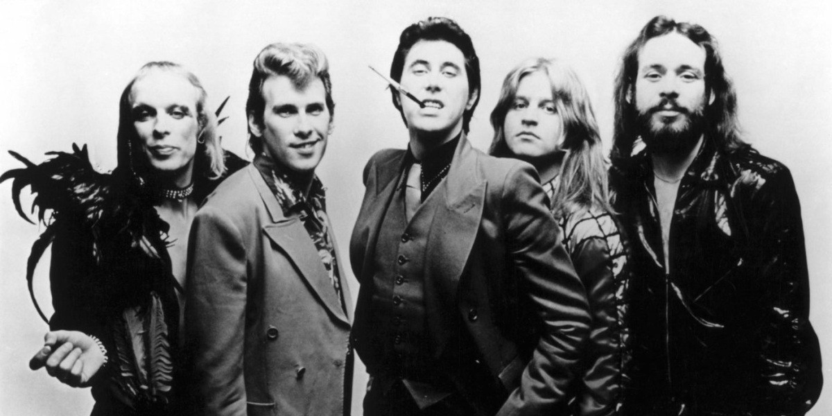 Roxy Music in an archive group portrait photographed by Ian Dickson