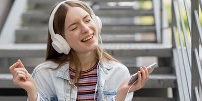 why certain song lyrics stick with us forever?