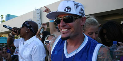 musicians who love horse racing and equine events