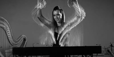 the art of sand animation in music: a fusion of visual and auditory expression