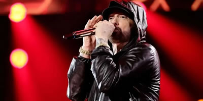 eminem becomes a grandpa as hailie jade gives birth